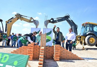 INICIA RICARDO GALLARDO CONSTRUCCIÓN DE SECUNDARIA EN VALLE DE LA PALMA